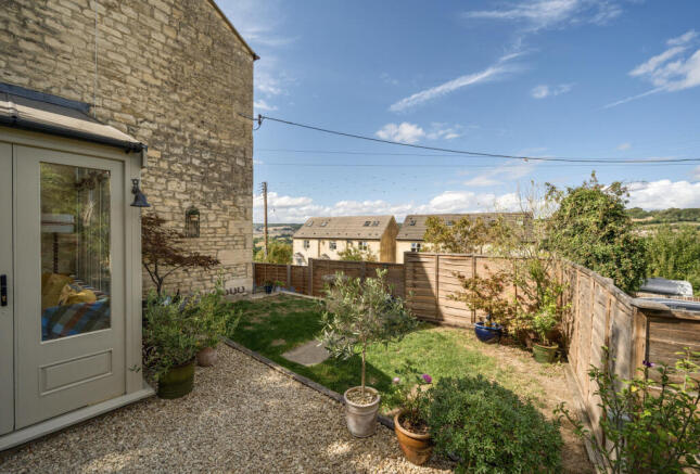 1345667-3-68ade30...