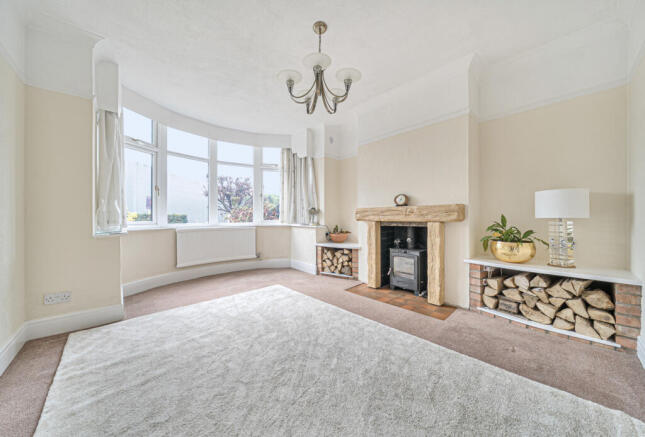 1361586-8-68dd4e0...