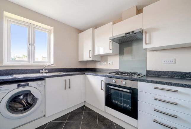 1380288-4-691c5a8...