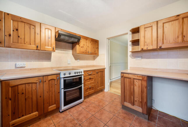 1374642-7-690a285...