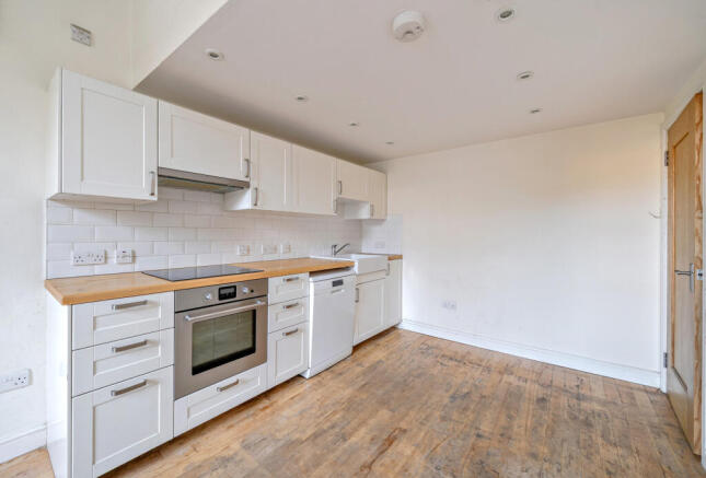 1386844-6-69306f3...