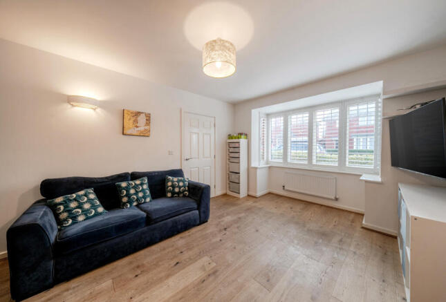 1388517-18-694191...