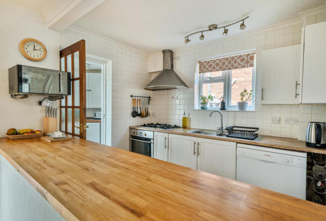 1329676-9-688377d...