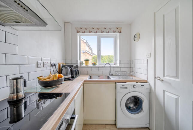 1400979-27-696e08...