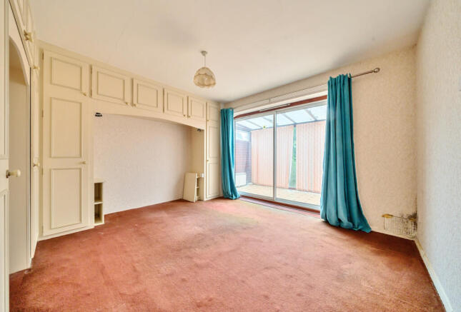 1300773-1-683587a...