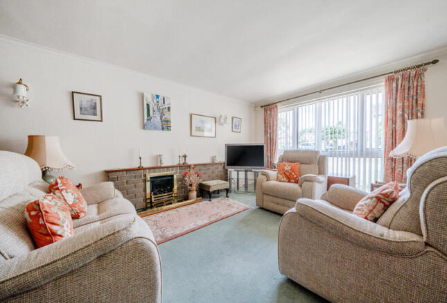 1320941-15-686bb7...