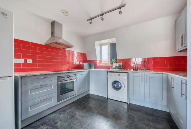 1383505-14-691f34...