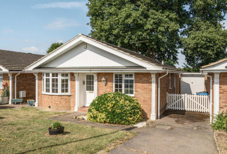 The Cravens, Smallfield, Surrey, RH6