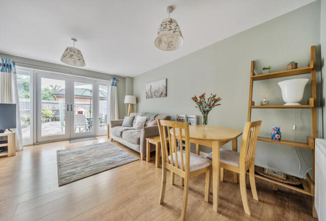 1325630-12-688cd5...