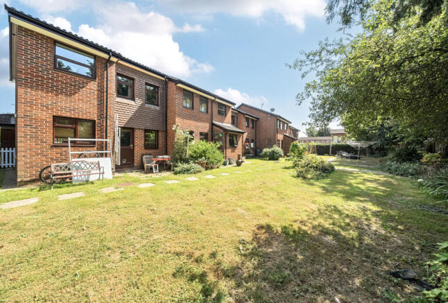 1336431-15-689b4b...