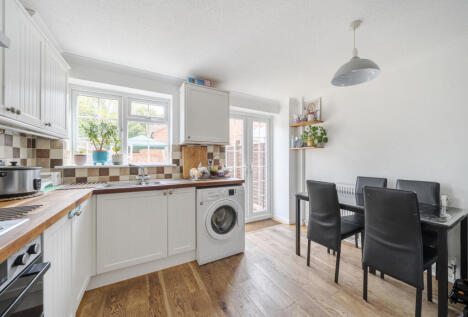 Fairstone Court, Tanyard Way, Horley, Surrey, RH6