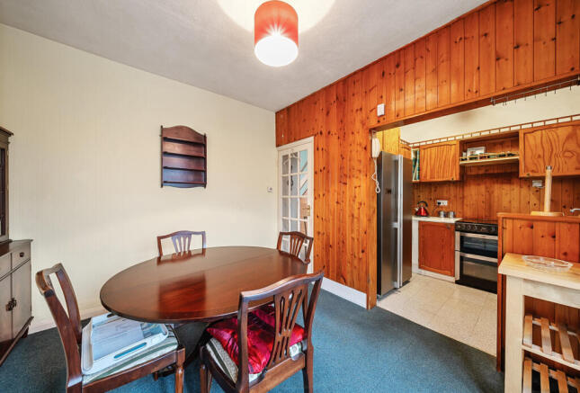 1312923-9-685d2be...