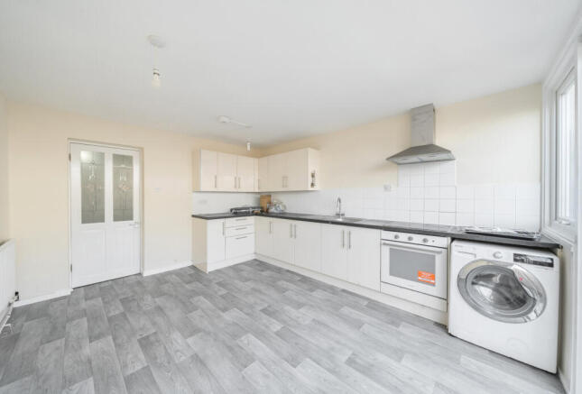 1343659-11-68a88f...