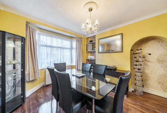 1369842-11-69021c...