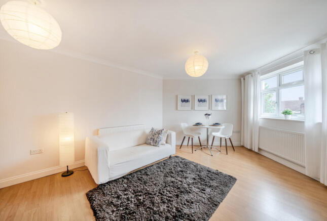 1369014-8-68ef8af...