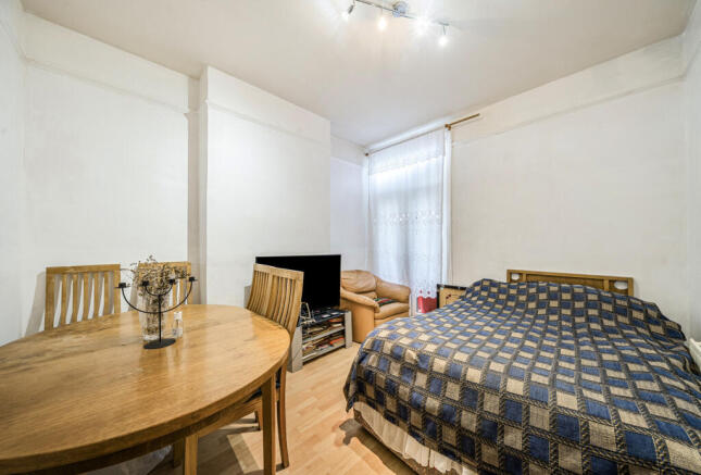 1363720-1-68e7aba...