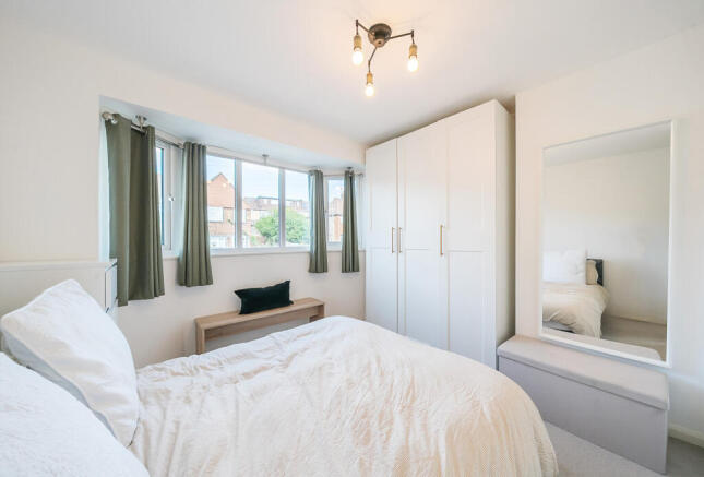 1339646-3-689f4b0...