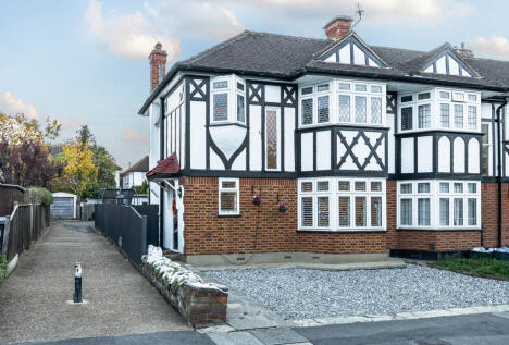 Cardinal Avenue, Morden, SM4