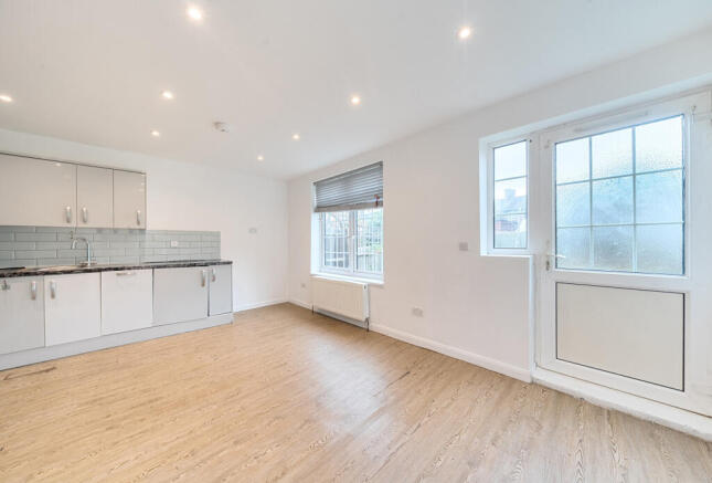 1382908-19-691c55...