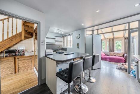 Chertsey Drive, Cheam, Sutton, SM3