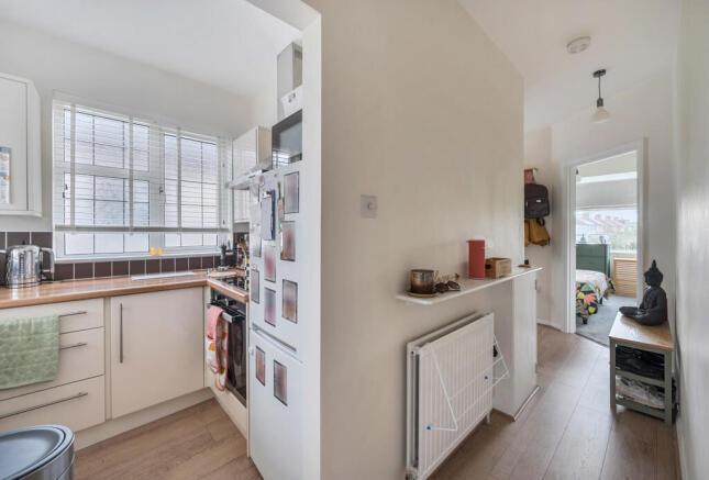 1376689-7-691304a...