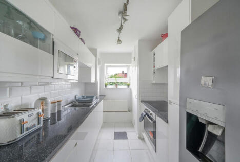 Kingsbury Road, Kingsbury, London, NW9