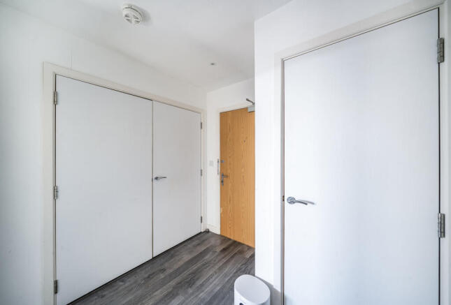 1318454-8-686d615...