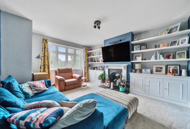 1313549-10-685580...