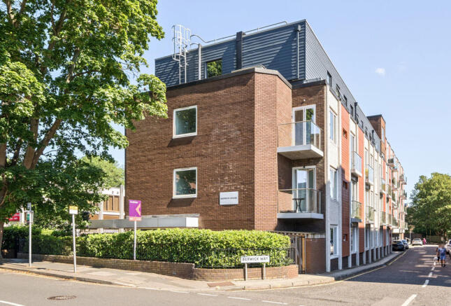 1315827-16-686650...