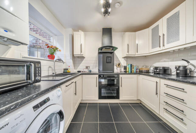 1369432-12-68ff9e...