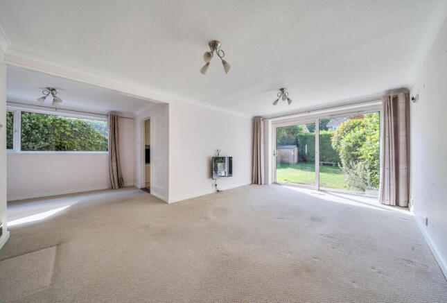 1358189-7-68cd557...