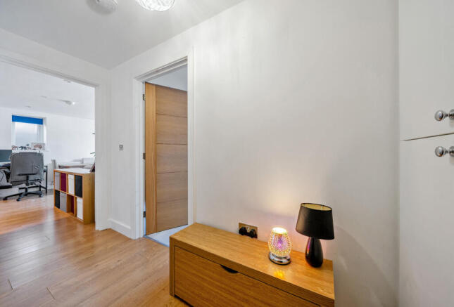 1364990-14-68e7ba...