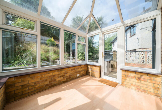 1342034-8-68a8c3c...