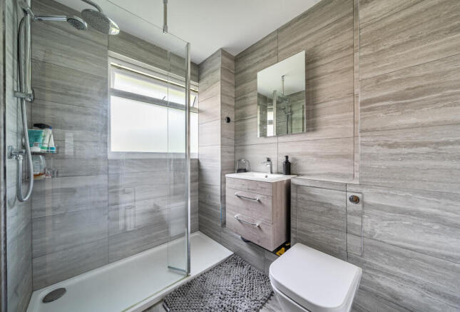 1343701-17-68b1d8...