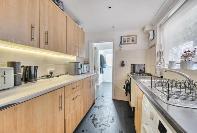 1354249-5-68d5301...