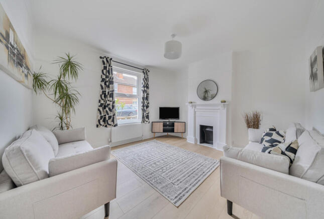 1365125-6-68e8d11...