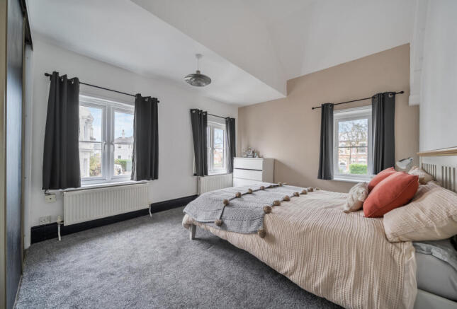 1376346-16-6911bf...