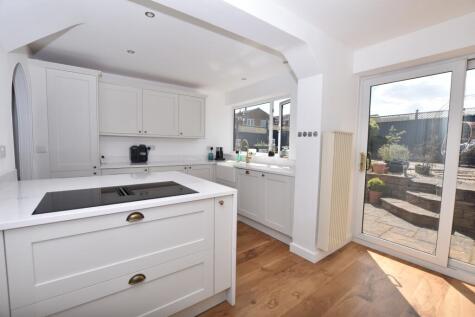 Poplar Avenue, East Leake, LE12