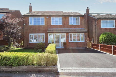 Sevenoaks Avenue, Heaton Moor SK4 4AU