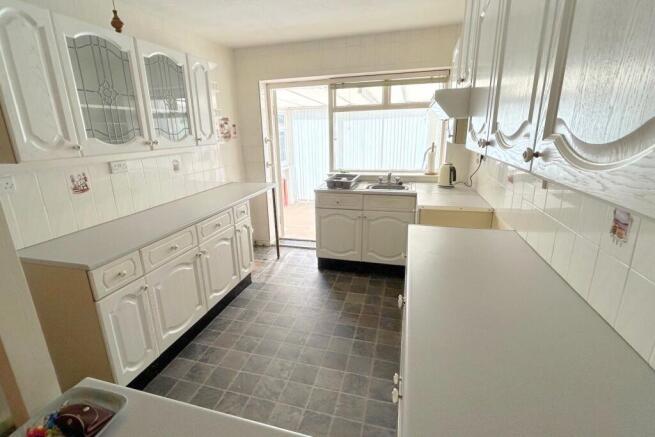 Kitchen 1