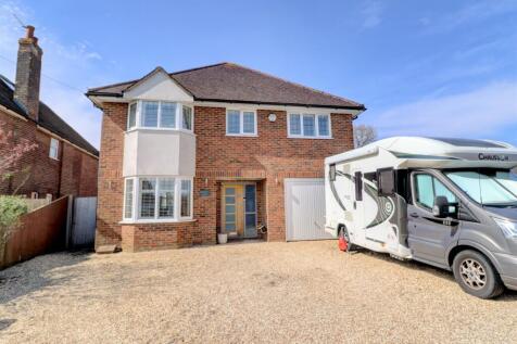 Rushmoor Avenue, Hazlemere, High Wycombe, Buckinghamshire, HP15