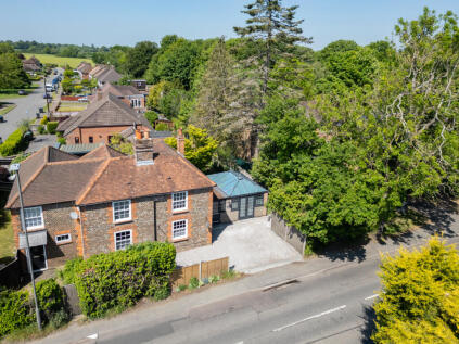 Holmer Green Road, Hazlemere, Buckinghamshire, HP15