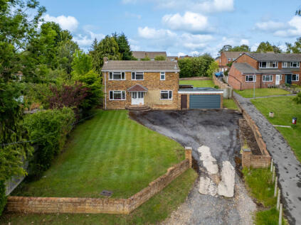 Windmill Drive, Widmer End, High Wycombe, Buckinghamshire, HP15