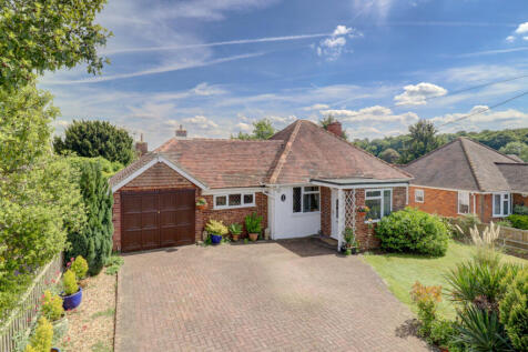 Chestnut Lane, Hazlemere, Buckinghamshire, HP15