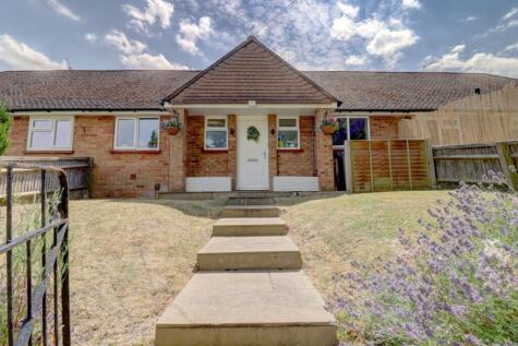 Forest Close, Princes Risborough, Buckinghamshire, HP27