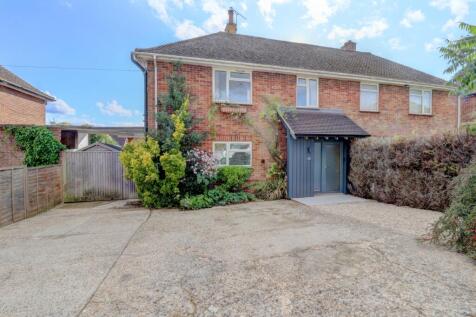Crossfield Road, Princes Risborough, Buckinghamshire, HP27