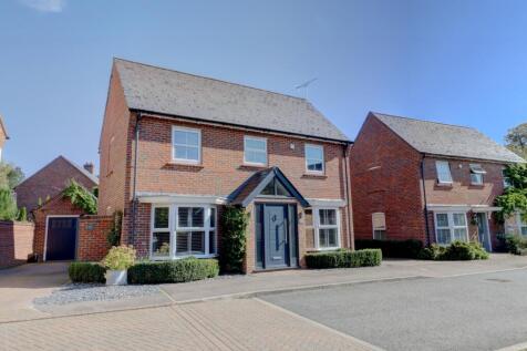 St. Dunstans Close, Monks Risborough, Princes Risborough, Buckinghamshire, HP27