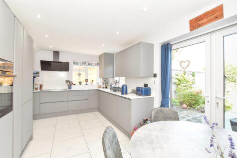 Glenwood Road, Southbourne, West Sussex