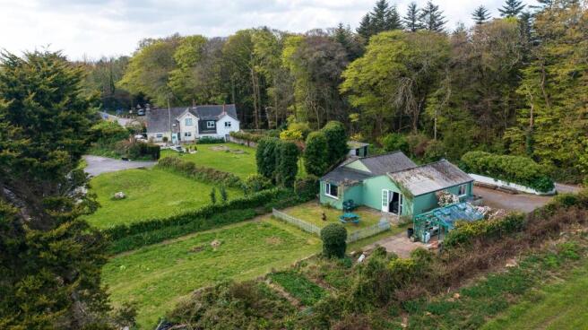 0424_04 - 1 Two Burrow Hill, TR4 9HQ (Small) (10).