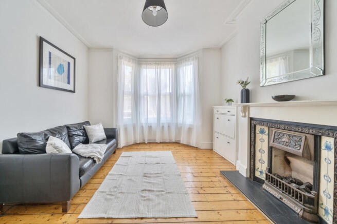 1335947-3-689f306...